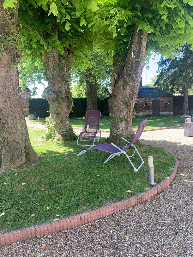 Le Petit Manoir Bed & Breakfast Farceaux Luaran gambar