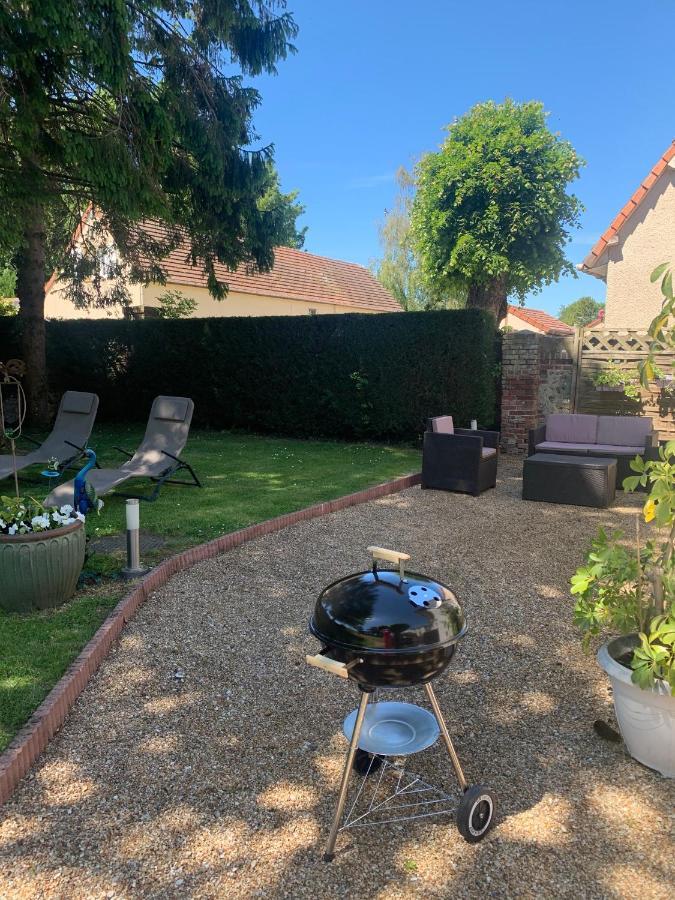 Le Petit Manoir Bed & Breakfast Farceaux Luaran gambar