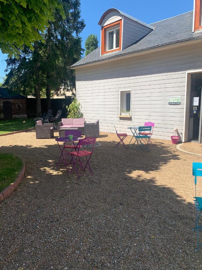 Le Petit Manoir Bed & Breakfast Farceaux Luaran gambar