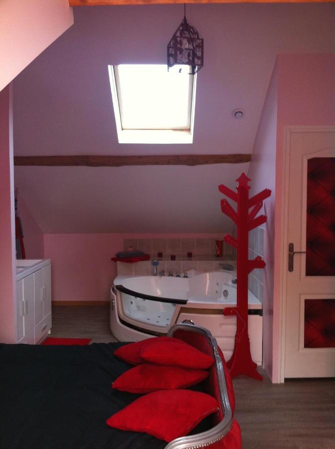 Le Petit Manoir Bed & Breakfast Farceaux Luaran gambar