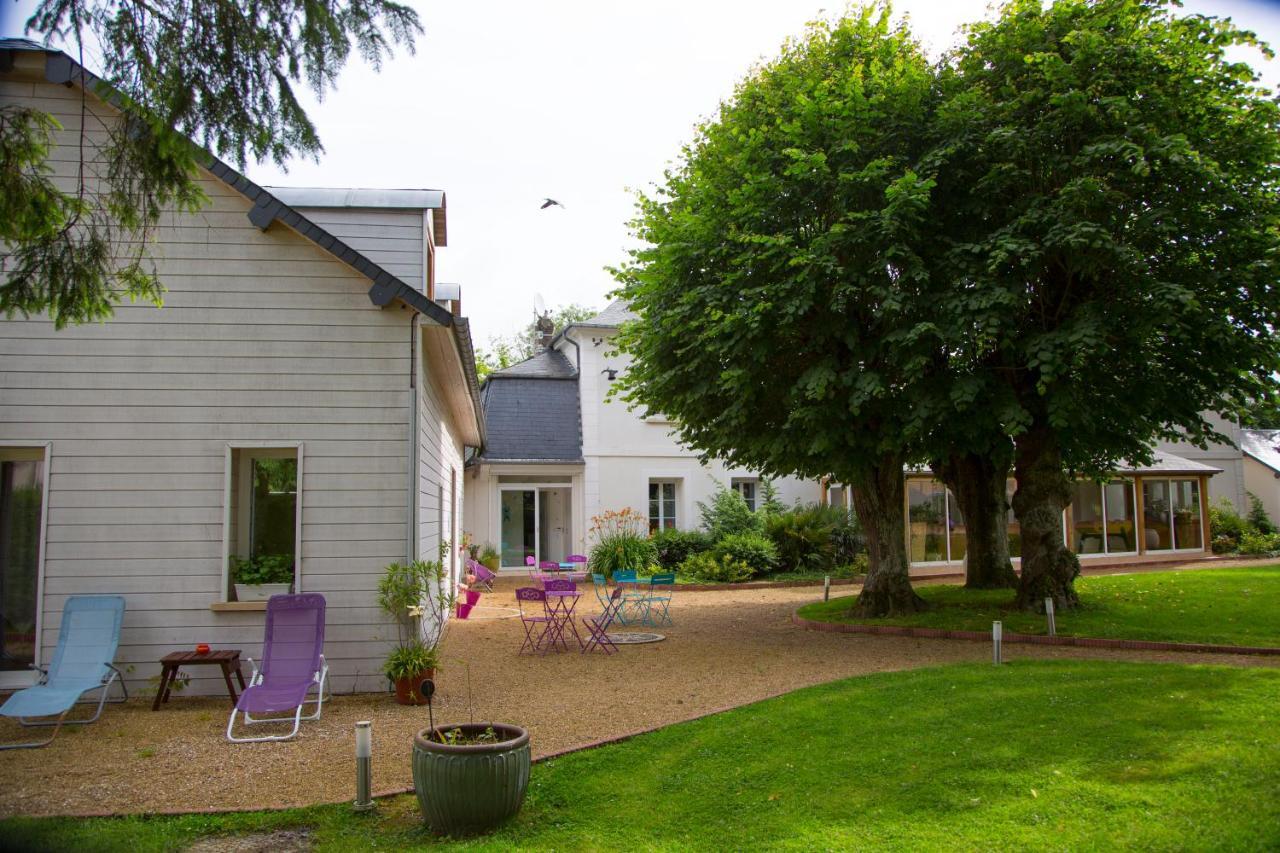 Le Petit Manoir Bed & Breakfast Farceaux Luaran gambar